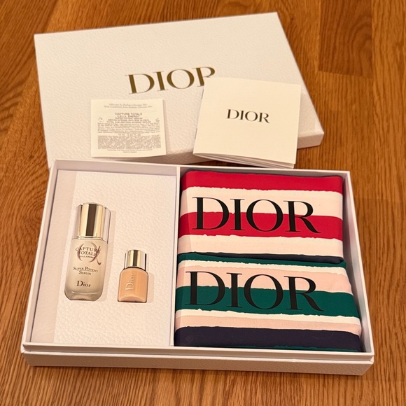 Dior Accessories - Dior bundle with two travel pouches.